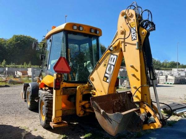 Экскаватор-погрузчик JCB 2CX (2009)